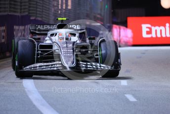 World © Octane Photographic Ltd. Formula 1 – Singapore Grand Prix - Marina Bay, Singapore. Saturday 1st October 2022. Qualifying. Scuderia AlphaTauri AT03 - Yuki Tsunoda.