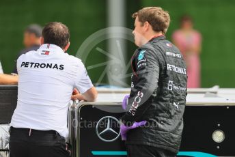 World © Octane Photographic Ltd. Formula 1 – Singapore Grand Prix - Marina Bay, Singapore. Sunday 2nd October 2022. Arrivals. Mercedes-AMG Petronas F1 Team mechanics