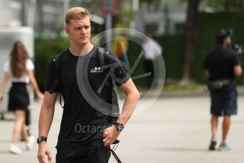 World © Octane Photographic Ltd. Formula 1 – Singapore Grand Prix - Marina Bay, Singapore. Sunday 2nd October 2022. Arrivals. Haas F1 Team VF-22 - Mick Schumacher.