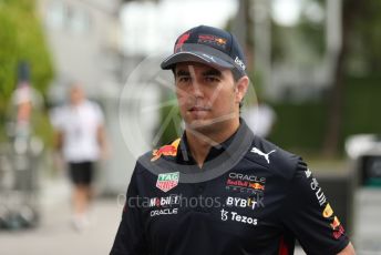 World © Octane Photographic Ltd. Formula 1 – Singapore Grand Prix - Marina Bay, Singapore. Sunday 2nd October 2022. Arrivals. Oracle Red Bull Racing RB18 – Sergio Perez.