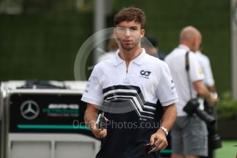 World © Octane Photographic Ltd. Formula 1 – Singapore Grand Prix - Marina Bay, Singapore. Sunday 2nd October 2022. Arrivals. Scuderia AlphaTauri AT03 - Pierre Gasly.