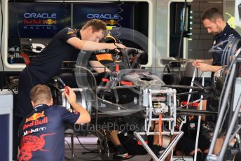 World © Octane Photographic Ltd. Formula 1 – Singapore Grand Prix - Marina Bay, Singapore. Thursday 29th September 2022. Pitlane. Oracle Red Bull Racing RB18.