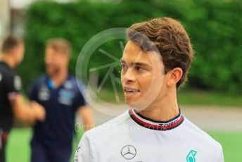 World © Octane Photographic Ltd. Formula 1 – Singapore Grand Prix - Marina Bay, Singapore. Thursday 29th September 2022. Arrivals. Mercedes-AMG Petronas F1 Team F1 W13 Reserve driver – Nyck de Vries.
