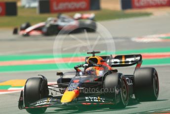 World © Octane Photographic Ltd. Formula 1 – Spanish Grand Prix - Circuit de Barcelona-Catalunya. Friday 20th May 2022 Practice 1. Oracle Red Bull Racing RB18 – Max Verstappen.
