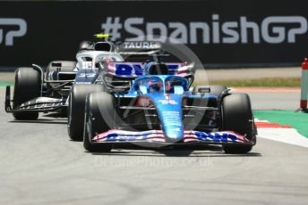 World © Octane Photographic Ltd. Formula 1 – Spanish Grand Prix - Circuit de Barcelona-Catalunya. Friday 20th May 2022 Practice 1. BWT Alpine F1 Team A522 - Fernando Alonso and Scuderia AlphaTauri AT03 - Yuki Tsunoda.