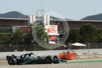 World © Octane Photographic Ltd. Formula 1 – Spanish Grand Prix - Circuit de Barcelona-Catalunya. Friday 20th May 2022 Practice 2. Scuderia AlphaTauri AT03 - Yuki Tsunoda.