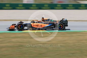 World © Octane Photographic Ltd. Formula 1 – Spanish Grand Prix - Circuit de Barcelona-Catalunya. Friday 20th May 2022 Practice 3. McLaren F1 Team MCL36 - Daniel Ricciardo.