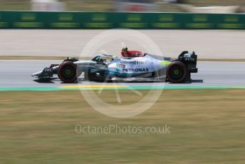 World © Octane Photographic Ltd. Formula 1 – Spanish Grand Prix - Circuit de Barcelona-Catalunya. Friday 20th May 2022 Practice 3. Mercedes-AMG Petronas F1 Team F1 W13 - Lewis Hamilton.