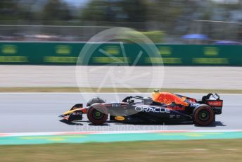 World © Octane Photographic Ltd. Formula 1 – Spanish Grand Prix - Circuit de Barcelona-Catalunya. Friday 20th May 2022 Practice 3. Oracle Red Bull Racing RB18 – Sergio Perez.
