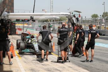 World © Octane Photographic Ltd. Formula 1 – Spanish Grand Prix - Circuit de Barcelona-Catalunya. Friday 20th May 2022 Practice 3. Mercedes-AMG Petronas F1 Team F1 W13 - Lewis Hamilton.