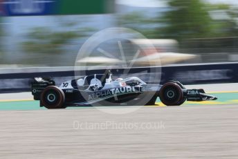 World © Octane Photographic Ltd. Formula 1 – Spanish Grand Prix - Circuit de Barcelona-Catalunya. Saturday 21st May 2022 Qualifying. Scuderia AlphaTauri AT03 - Pierre Gasly.