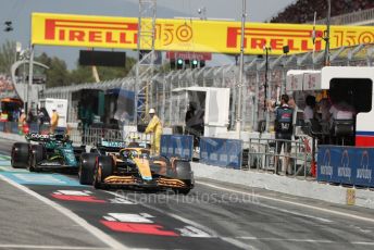 World © Octane Photographic Ltd. Formula 1 – Spanish Grand Prix - Circuit de Barcelona-Catalunya. Saturday 21st May 2022 Qualifying. McLaren F1 Team MCL36 - Lando Norris and Aston Martin Aramco Cognizant F1 Team AMR22 - Lance Stroll.