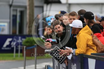 World © Octane Photographic Ltd. Fans wait for the drivers on the Melbourne walk. Friday 18th March 2016, F1 Australian GP - Melbourne Walk, Melbourne, Albert Park, Australia. Digital Ref : 1527LB1D1728