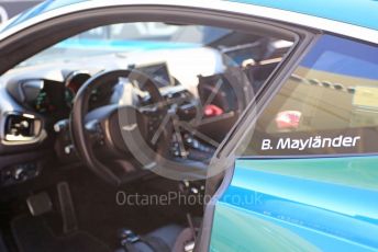 World © Octane Photographic Ltd. Formula 1 – Etihad F1 Grand Prix Abu Dhabi. Aston Martin Vantage F1/F2 safety Car. Yas Marina Circuit, Abu Dhabi. Saturday 11th December 2021.